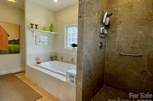 4945 Brookridge Dr NE, Hickory, NC 28601 - Photo 32