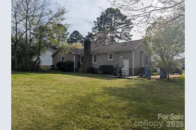 13547 Idlefield Lane, Matthews, NC 28105 - Photo 8