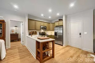 518 Clarice Ave, Charlotte, NC 28204 - Photo 8