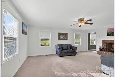 708 Wilmore Street NE, Lenoir, NC 28645 - Photo 6