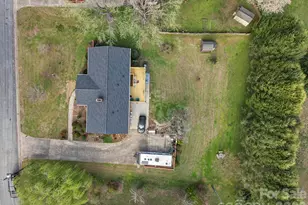 708 Wilmore St NE, Lenoir, NC 28645 - Photo 46