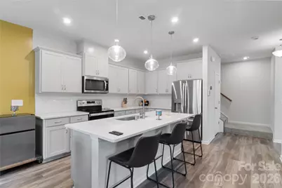 8032 Overmeadow Lane, Charlotte, NC 28269 - Photo 8