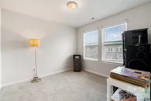 8032 Overmeadow Ln, Charlotte, NC 28269 - Photo 20