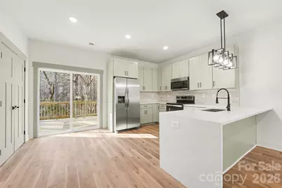 427 W Ballard Street, Cherryville, NC 28021 - Photo 8