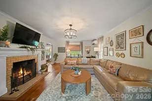 121 Johnson St, Canton, NC 28716 - Photo 8