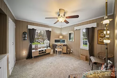 121 Johnson Street, Canton, NC 28716 - Photo 20