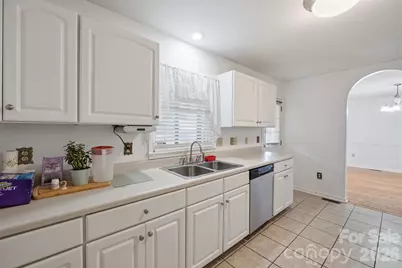 5406 Winding Oak Drive, Hickory, NC 28602 - Photo 22