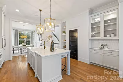 818 Ideal Way, Charlotte, NC 28203 - Photo 4