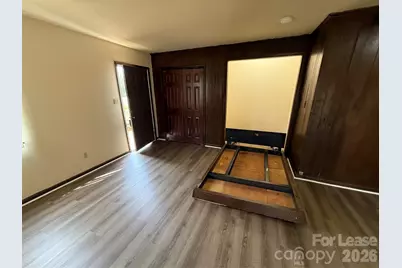 810 10th Street Boulevard NW #3, Hickory, NC 28601 - Photo 4