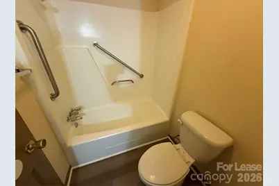 810 10th Street Boulevard NW #3, Hickory, NC 28601 - Photo 6