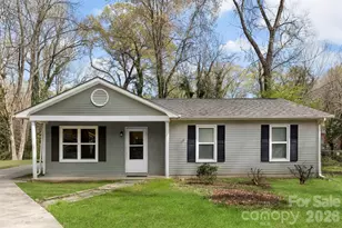 5307 Dawndeer Ln, Charlotte, NC 28212 - Photo 1