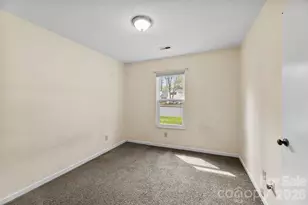 5307 Dawndeer Ln, Charlotte, NC 28212 - Photo 10