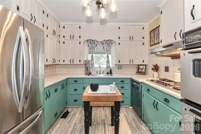 532 Margaret Drive, Statesville, NC 28677 - Photo 16