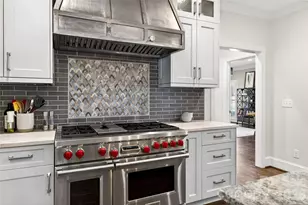 3025 Foxridge Rd, Charlotte, NC 28226 - Photo 12