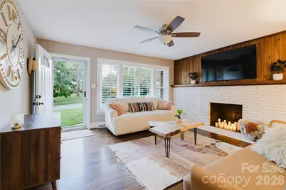 4920 Raymond Place, Charlotte, NC 28205 - Photo 4