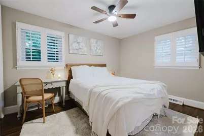 4920 Raymond Place, Charlotte, NC 28205 - Photo 20