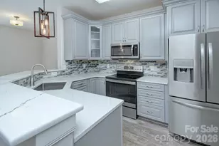 6042 Black Heath Dr, Fort Mill, SC 29707 - Photo 10