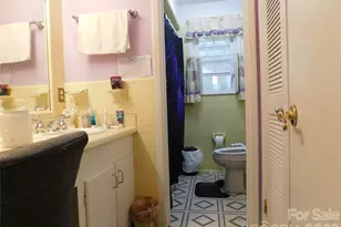 124 Jeff St, Hendersonville, NC 28739 - Photo 18