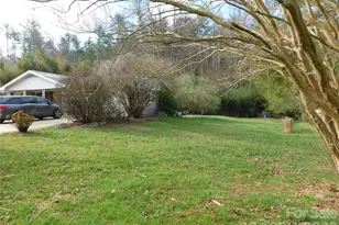 124 Jeff St, Hendersonville, NC 28739 - Photo 6