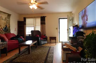 124 Jeff St, Hendersonville, NC 28739 - Photo 12