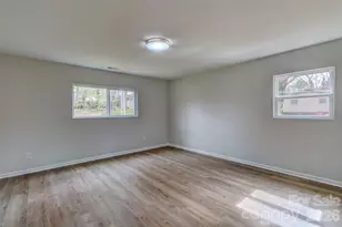 902 N Mountain St, Cherryville, NC 28021 - Photo 18