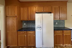 1215 Wiltshire Dr, Kannapolis, NC 28081 - Photo 10