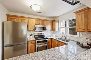 2715 Selwyn Ave, Charlotte, NC 28209 - Photo 12