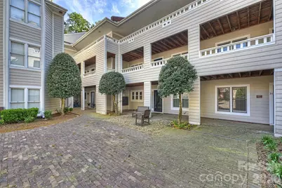 2715 Selwyn Avenue #43, Charlotte, NC 28209 - Photo 4
