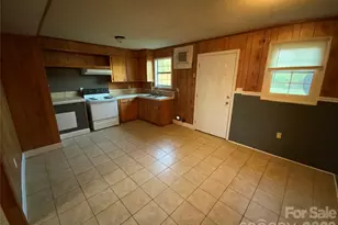 218 Lovelace Rd, Forest City, NC 28043 - Photo 2