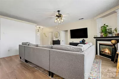 4011 Lakota Court, Charlotte, NC 28269 - Photo 6