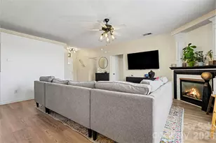 4011 Lakota Ct, Charlotte, NC 28269 - Photo 6