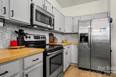 4011 Lakota Court, Charlotte, NC 28269 - Photo 8