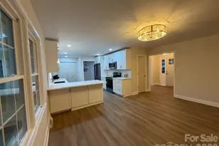 6906 Old Forge Dr, Charlotte, NC 28226 - Photo 18