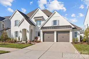 5575 Arden Mill Dr, Fort Mill, SC 29715 - Photo 2