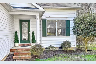 9225 White Aspen Place, Charlotte, NC 28269 - Photo 2