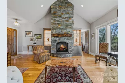 145 Chattooga Run, Hendersonville, NC 28739 - Photo 6