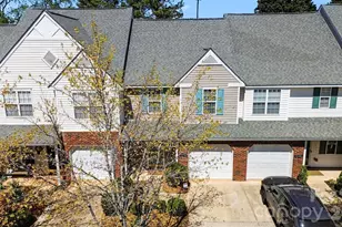 8652 Robinson Forest Dr, Charlotte, NC 28277 - Photo 28