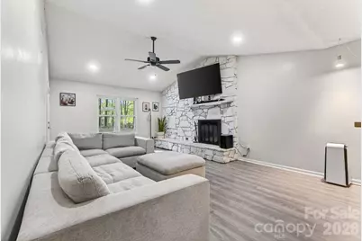 20133 Floral Lane, Cornelius, NC 28031 - Photo 4