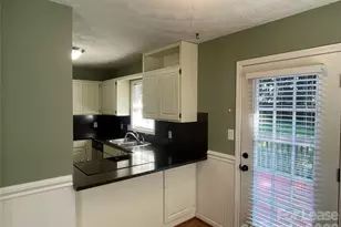 23 44th Ave Pl NE, Hickory, NC 28603 - Photo 4