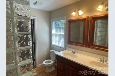 23 44th Avenue Place NE, Hickory, NC 28603 - Photo 8