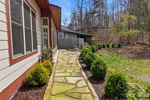 2 Lifestyle Ct, Arden, NC 28704 - Photo 4