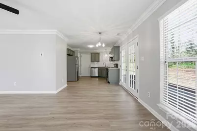 10122 Northwoods Forest Drive, Charlotte, NC 28214 - Photo 6