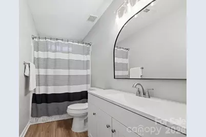 10122 Northwoods Forest Drive, Charlotte, NC 28214 - Photo 16