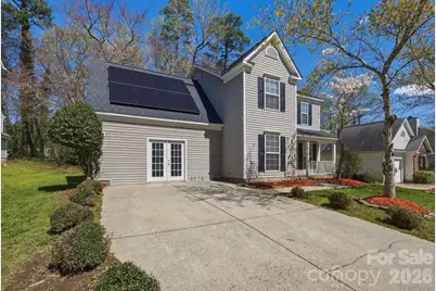 10122 Northwoods Forest Drive, Charlotte, NC 28214 - Photo 2