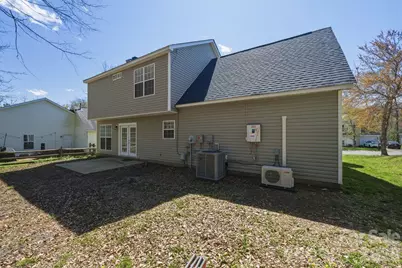 10122 Northwoods Forest Drive, Charlotte, NC 28214 - Photo 24