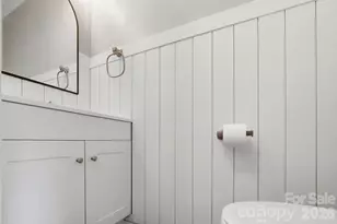 10122 Northwoods Forest Dr, Charlotte, NC 28214 - Photo 8