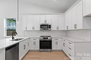 220 Nancy Dr, Shelby, NC 28152 - Photo 4