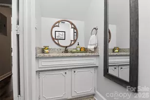 7124 Quail Meadow Ln, Charlotte, NC 28210 - Photo 18