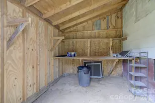 438 Loop Rd, Hendersonville, NC 28792 - Photo 38