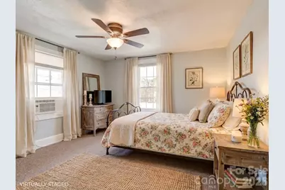 438 Loop Road, Hendersonville, NC 28792 - Photo 4